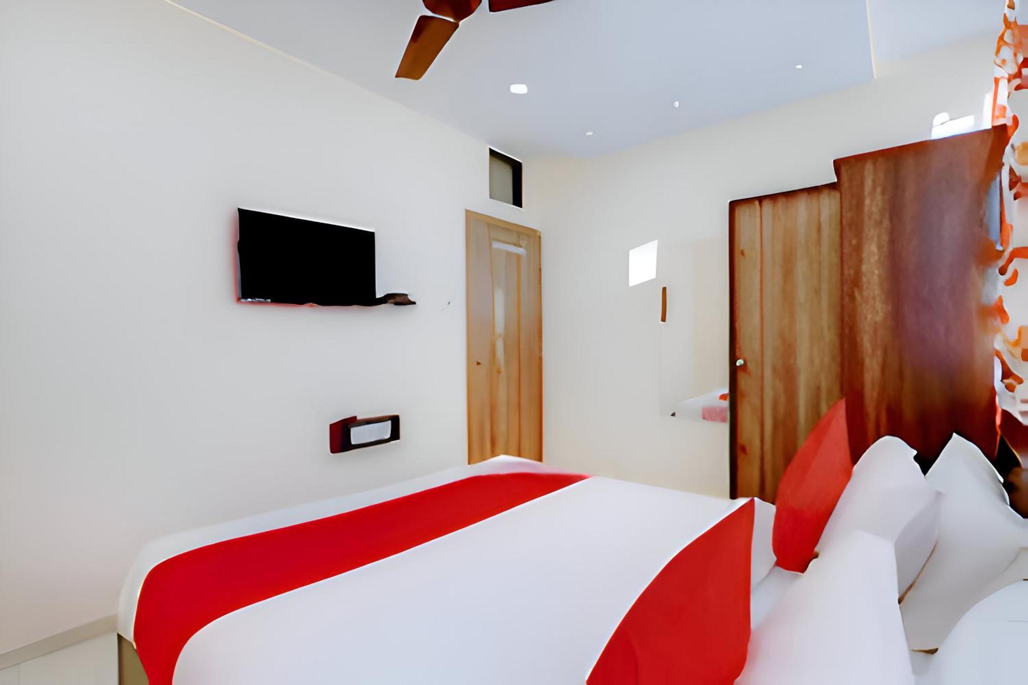 Hotel Blue Leaf Rajkot Exterior foto
